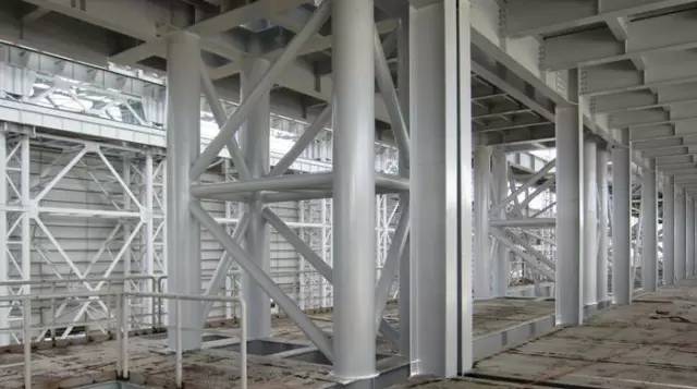 ���̰���